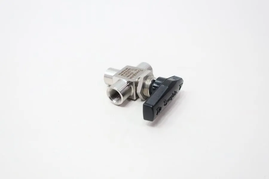 Клапан Swagelok SS-42GXF2 SS 1-Piece 40G Series 3-Way Ball Valve FNSP