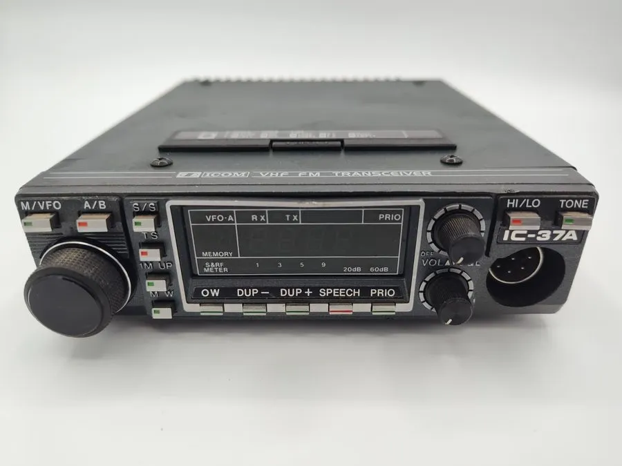 Радиостанция ICOM IC-37A VHF FM Transceiver | Parts Only | Pre-Owned