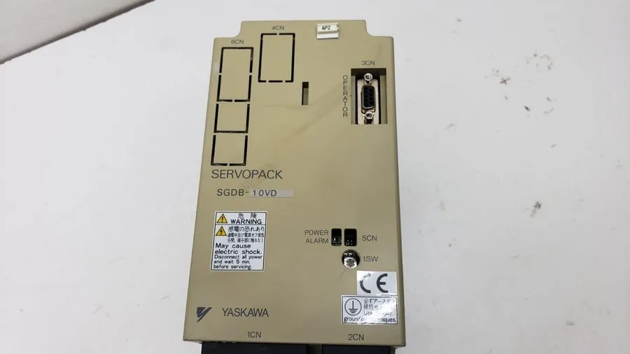 Сервопривод Yaskawa Servopack SGDB-10VD input 3ph 200-230v output 7 amp 230v Gua