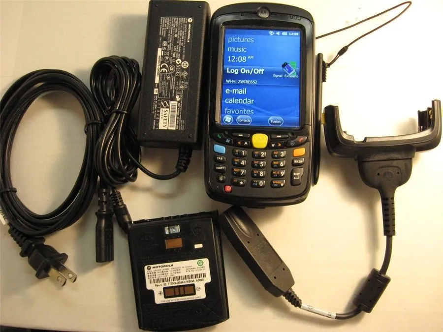 Сканер штрих-кода SYMBOL MOTOROLA MC55A0-P30SWRQA7WR 2D BARCODE SCANNER (SE4500) — фото лота 1