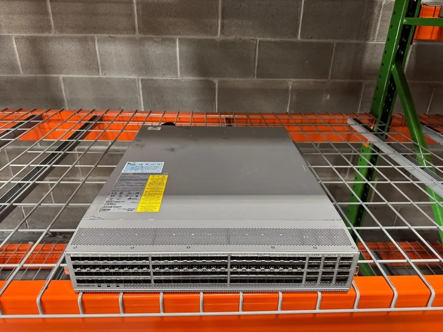 Коммутатор N9K-C93360YC-FX2 Nexus 9300 w/ 96p 1/10/25G, 12p 100G, MACsec capable