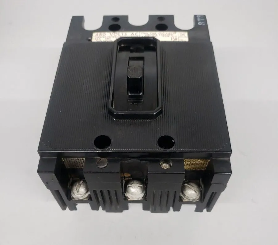 Автоматический выключатель EH3-B015 Siemens ITE Circuit Breaker 3 Pole 15 Amp 48
