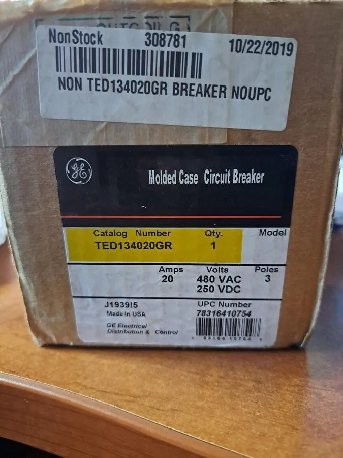 Автоматический выключатель GE Ted134020V 3-Pole 20A 480V 18kA Bolt-On Circuit Br — фото лота 1