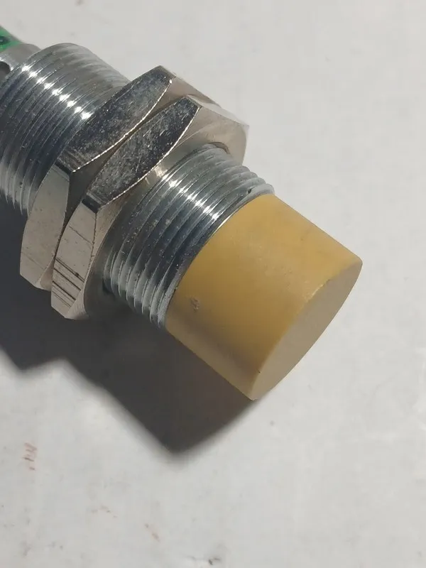 Датчик приближения Turck NI8-M18-VP4X-H1141 Inductive Proximity Sensor, 8 mm PNP