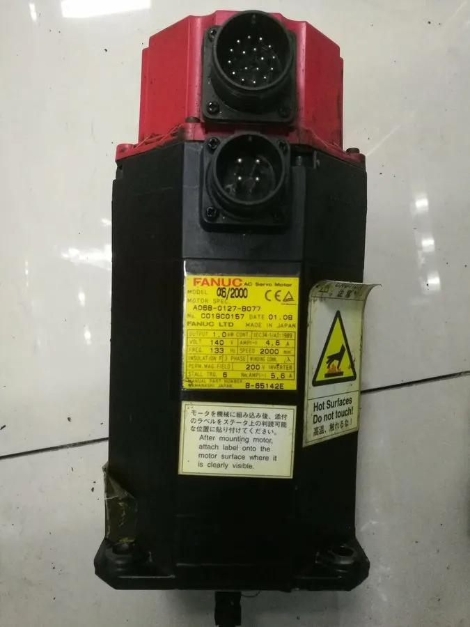 Серводвигатель FANUC α6/2000 AC Servo Motor 140V 1.0kW 2000RPM A06B-0127-B077