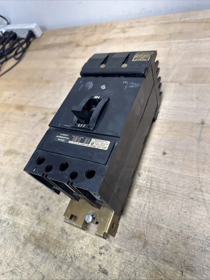 Автоматический выключатель Square D KA36225 I-Line Circuit Breaker 225 AMP 600 V
