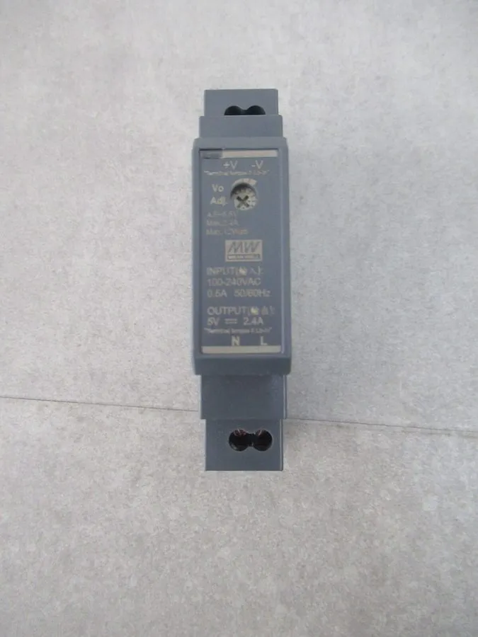 Блок питания Mean Well HDR-15-5 12W 5V 2,4A DIN RAIL power supply DIN-RAIL