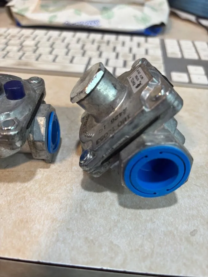 Трубопроводная арматура Maxitrol RV47CL Gas Pressure Regulator 5303271248