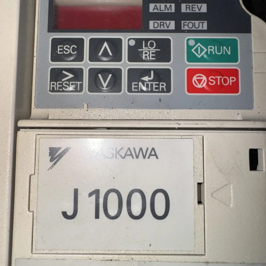 Частотный преобразователь YASKAWA J1000 Inverter CIMR-JB2A0010BBA