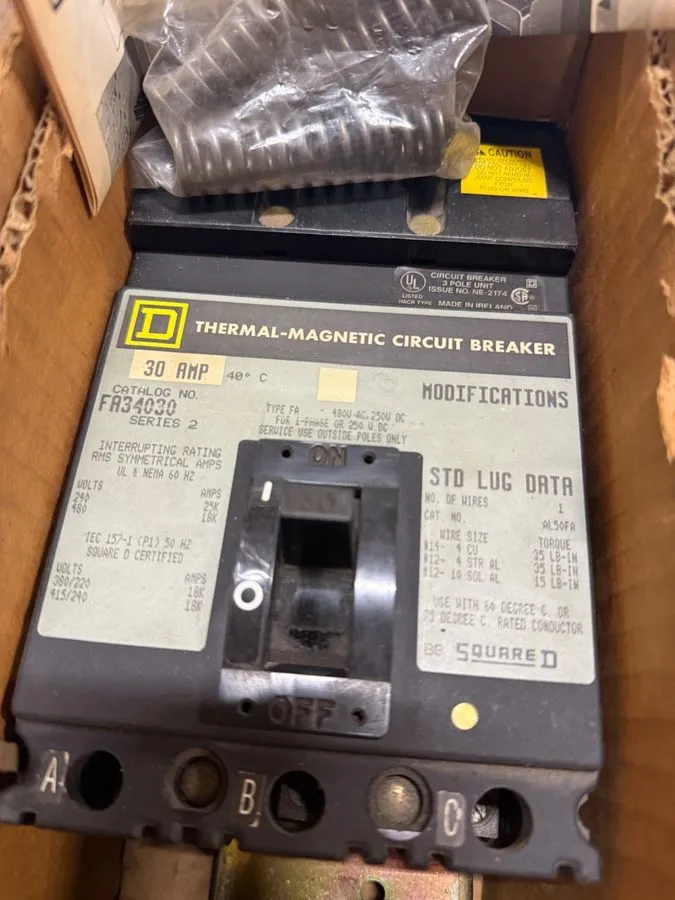 Автоматический выключатель Square D FA34030 Circuit Breaker 30A 3 Pole 480V 3P 3