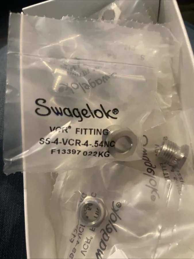 Фитинг SWAGELOK SS-4-VCR-4-.54NC VCR FITTING
