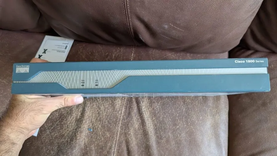 Маршрутизатор Cisco CISCO1841 1841 2-Port Integrated Service Network Router