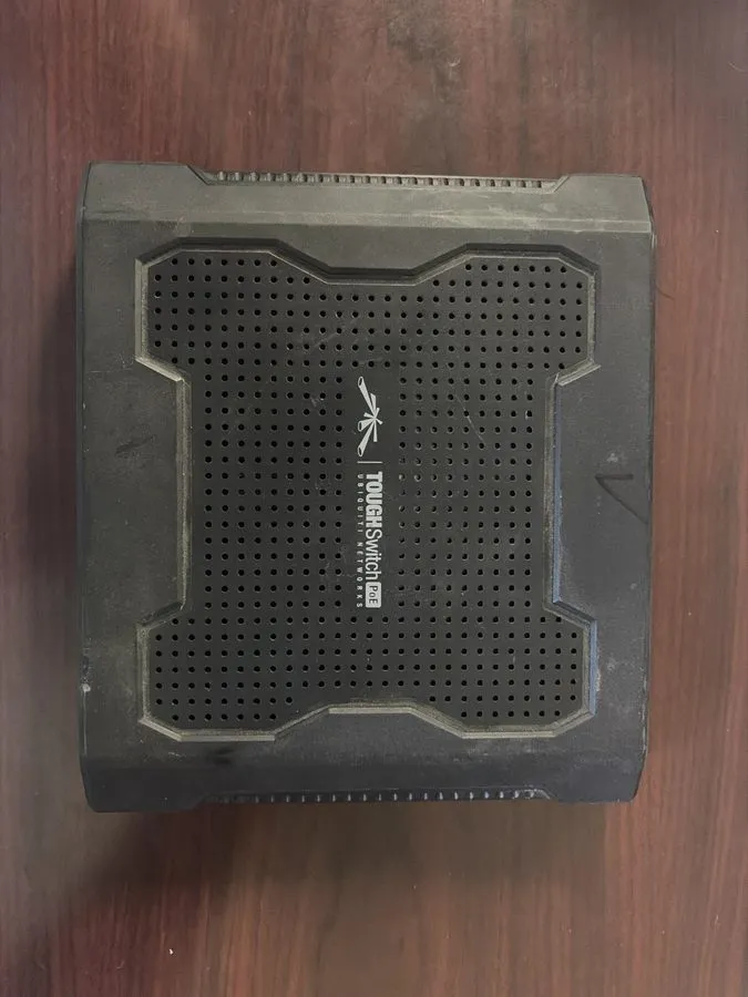 Коммутатор Ubiquiti TS-8-PRO ToughSwitch Pro 8-Port Gigabit PoE Switch 150W Mana — фото лота 1