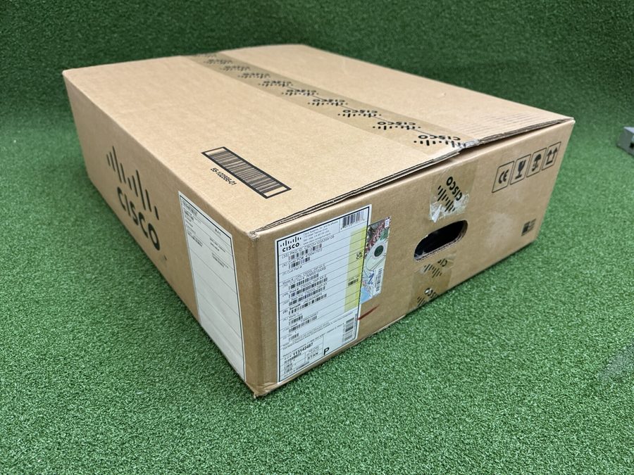 Коммутатор C9200L-24P-4X-E 24-port POE electrical switch