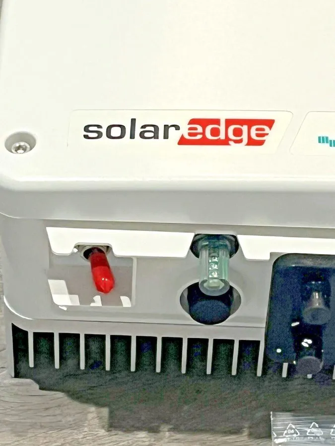 Инвертор Solaredge SE5000H-US 5000W Inverter NEVER FULLY COMMISSIONED