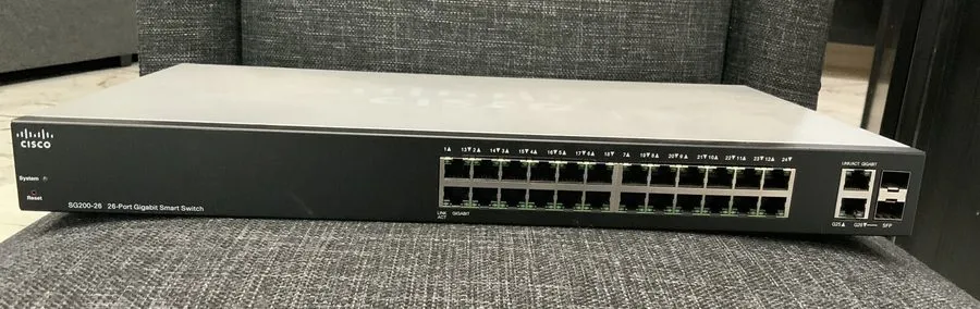 Коммутатор Cisco SG200-26FP 26-Port Gigabit PoE Smart Switch