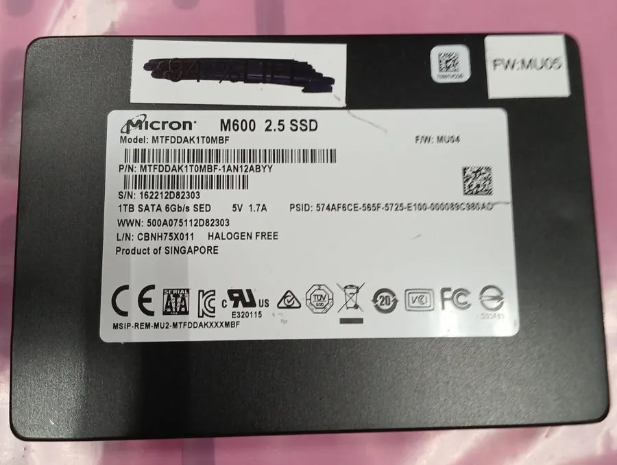 SSD-накопитель Micron M600 1TB SSD SATA 6Gb/s MTFDDAK1T0MBF 2.5" GRADE A, AND WI