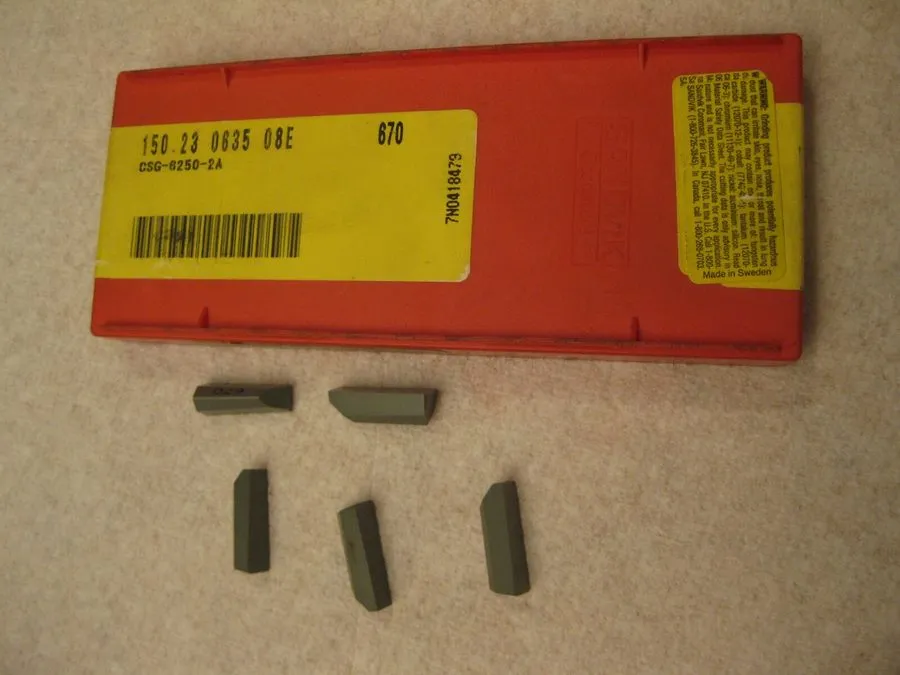Режущий инструмент SANDVIK CSG-6250-2A 150.23 0635 08E 670 Ceramic Insert