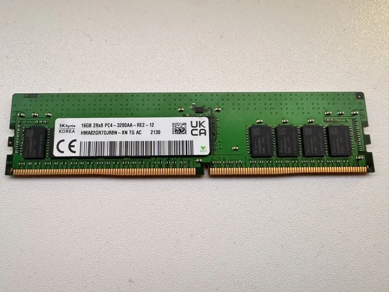 Модуль памяти SK Hynix 16GB DDR4-3200MHz 2Rx8 ECC RDIMM Server RAM HMA82GR7DJR8N