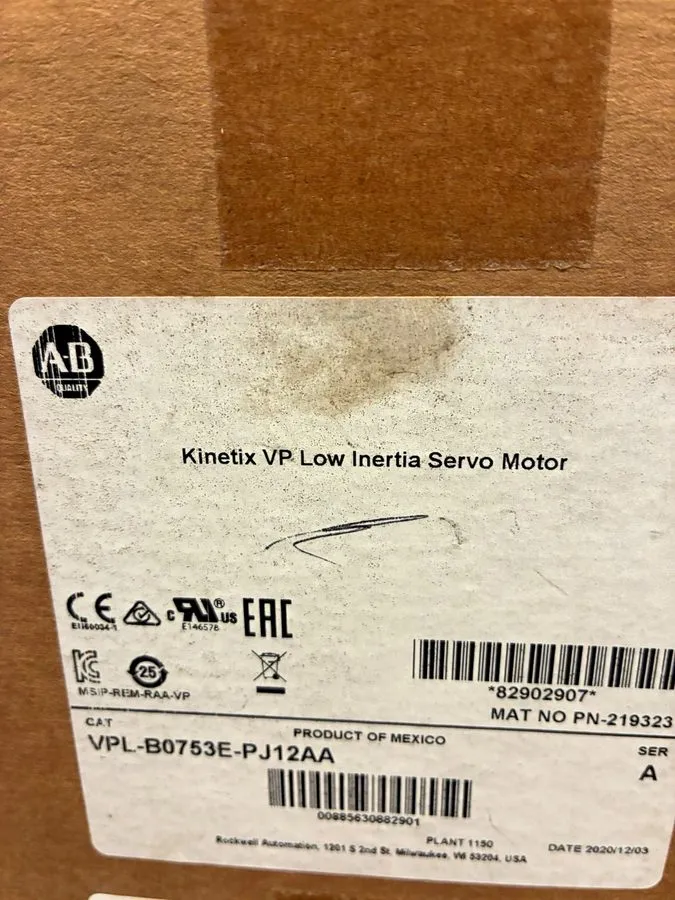 Серводвигатель Allen Bradley VPL-B0753E-PJ12AA Servo Motor Low Inertia Sealed