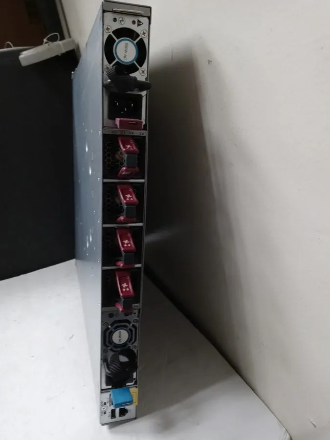 Коммутатор Cisco Nexus N9K-C9372PX-E Switch 48-Port 10Gb SFP+ 6-Port 40Gb QSFP+
