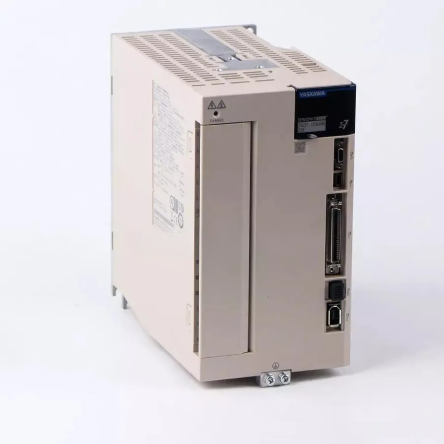 Сервопривод Yaskawa servo drive SGD7S-180A00B202 — фото лота 1