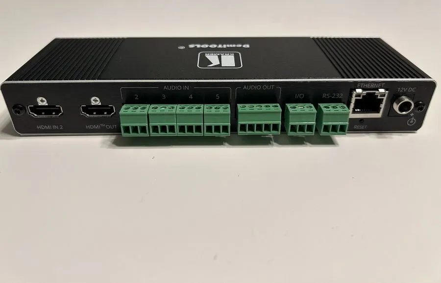 Видеокоммутатор KRAMER DemiTOOLS DSP-62-AEC Digital Sound Processor with AEC HDM