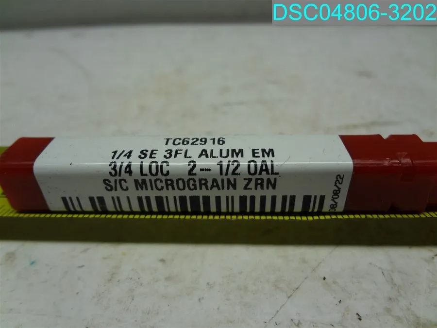 Режущий инструмент Titan TC62916 1/4" 3FL Square Carbide End Mill 3/4 in Length — фото лота 2