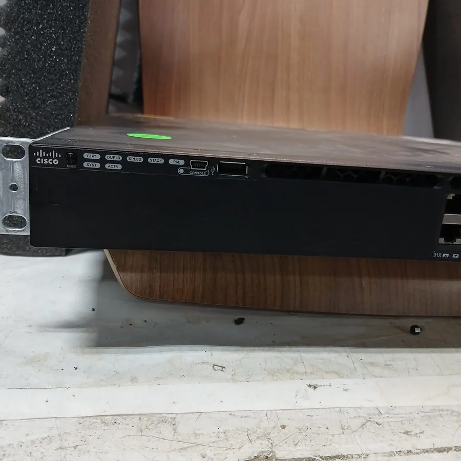 Коммутатор Cisco Catalyst 3650 24 Port PoE 4x1G Switch WS-C3650-24PS