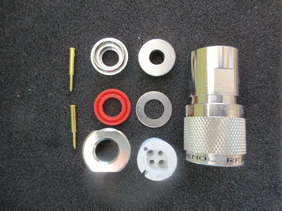 Разъём Amphenol 82-5589 Twinaxial Connector Plug Male Pin