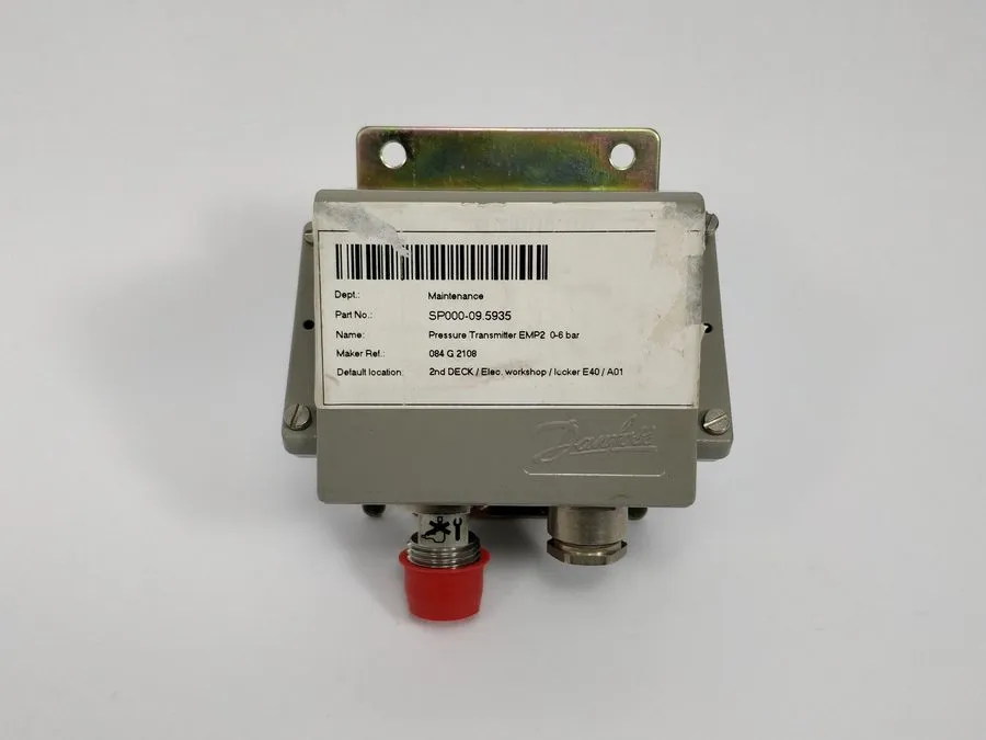 Датчик давления Danfoss 084G2108 EMP2 Pressure Transmitter 0-6BAR, 4-20mA — фото лота 1