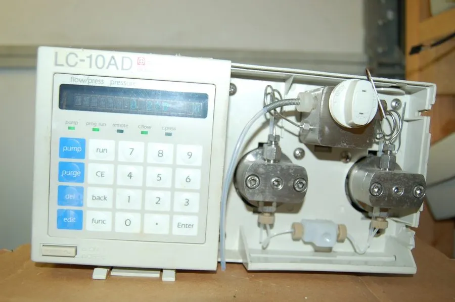 Хроматограф Shimadzu LC-10ADVP (LC-10AD VP) HPLC liquid chromatograph pump