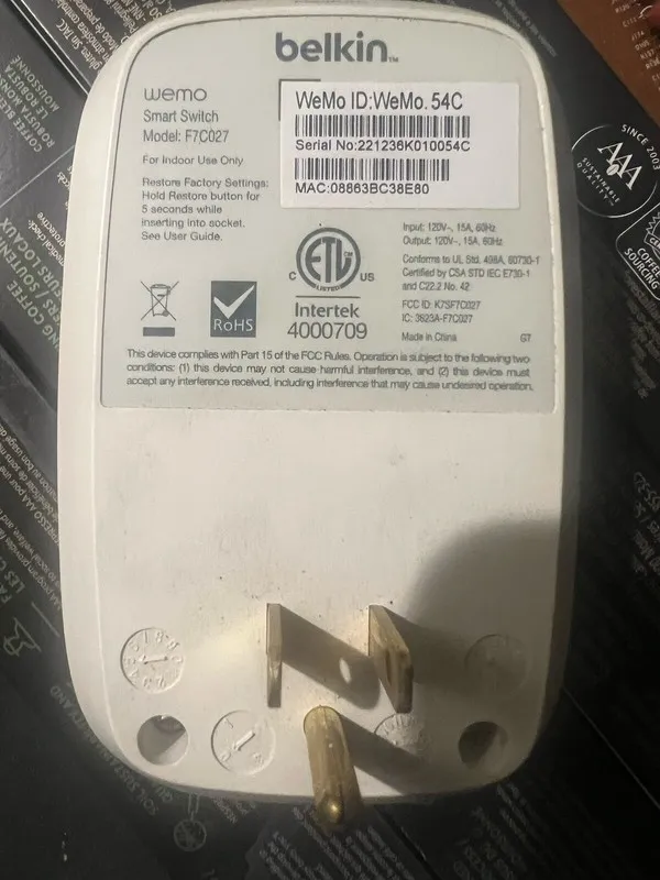 Коммутатор Belkin WeMo Switch Smart Plug F7C027 Wi-Fi Alexa and Google Assistant