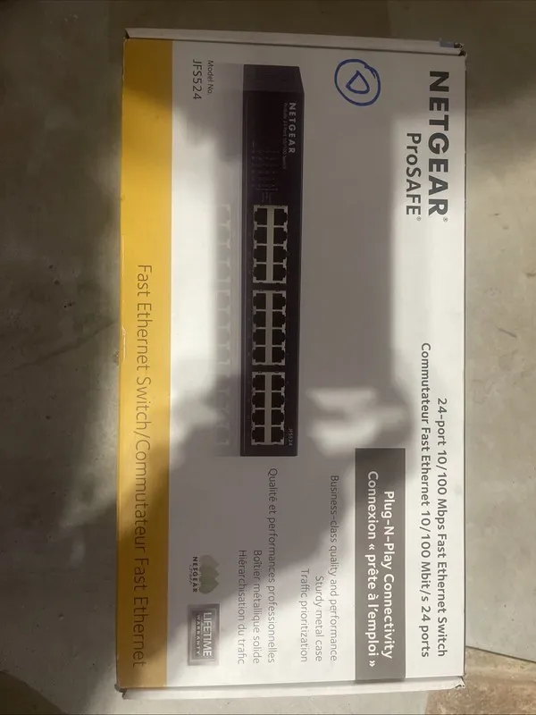 Коммутатор NETGEAR ProSafe JFS524 24-Port Ethernet Network Switch 10/100 Rackmou