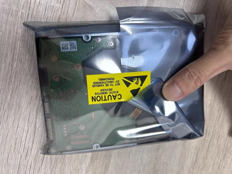 Жёсткий диск Western Digital Ultrastar DC HC550 18TB 7200RPM SATA 3.5" HDD WUH72