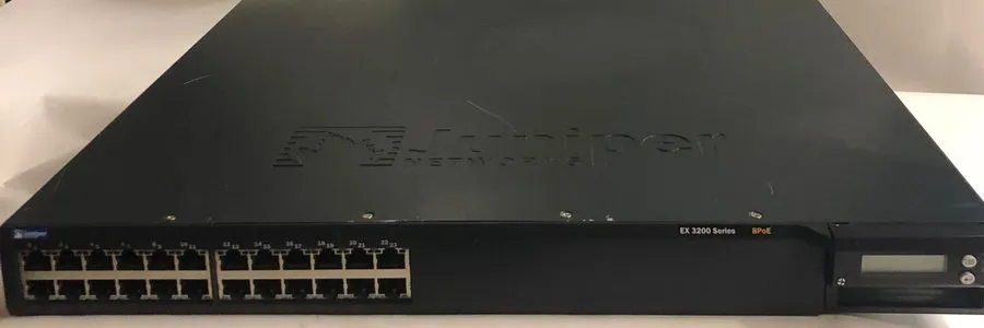 Коммутатор Juniper Networks 24-Port Ethernet Switch- EX3200-24T