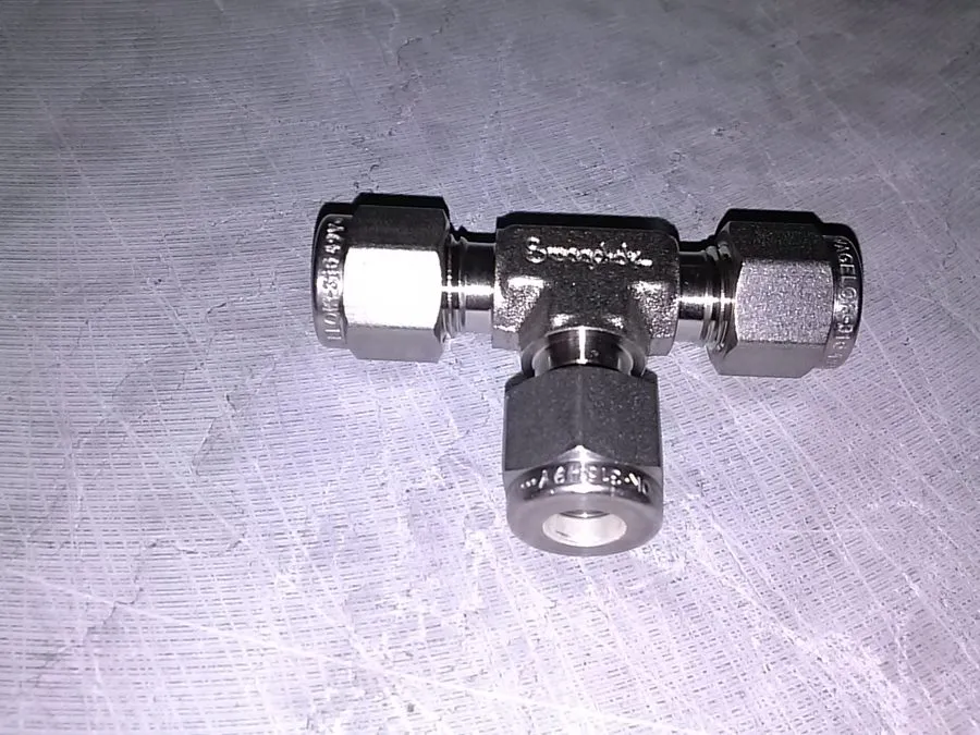 Фитинг Swagelok SS-400-3 1/4" Union Tee Fitting, 1/4" x 1/4" x 1/4"