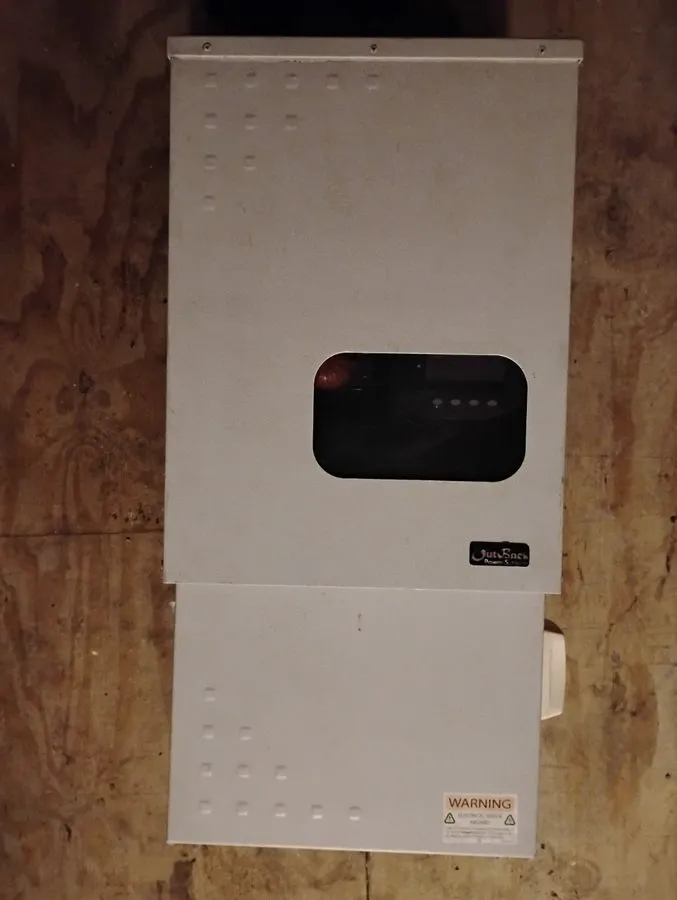 Энергооборудование Outback Power PS1- 2500 Power System Pre Wired Solar System C — фото лота 1