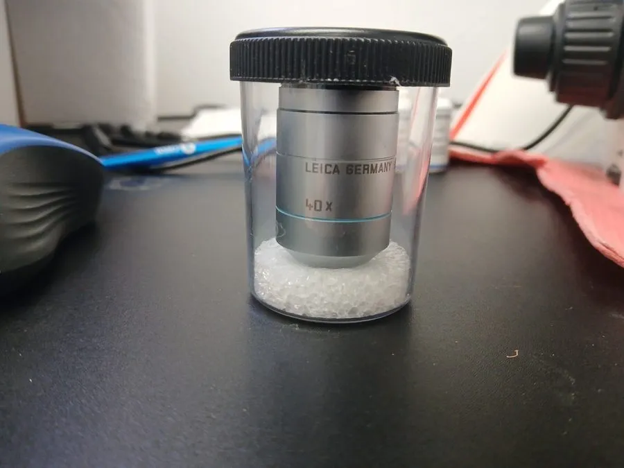 Объектив микроскопа Leica HCX PL Fluotar Objective 506144 40x 0.75 0.17/D Micros — фото лота 1