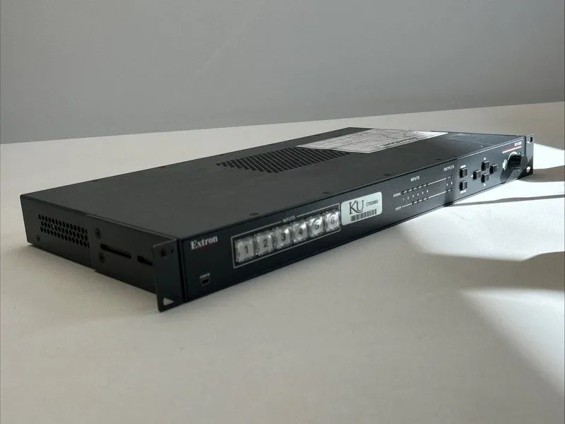 Видеокоммутатор Extron IN1606 Six Input HDCP-Compliant Scaling Presentation Swit