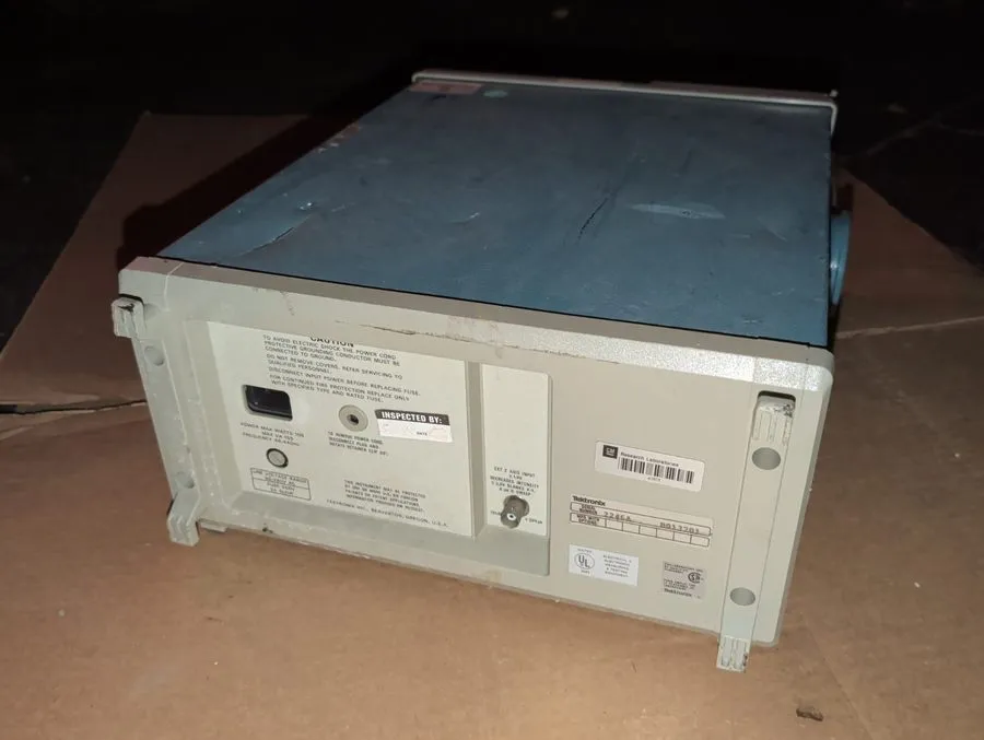 Осциллограф Tektronix 2246A 100MHz Oscilloscope Calibrated