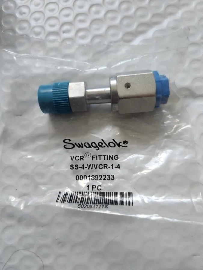 Фитинг SWAGELOK SS-4-WVCR-1-4 Fitting Male NPT Connector 1/4 in WVCR x 1/4 in MN