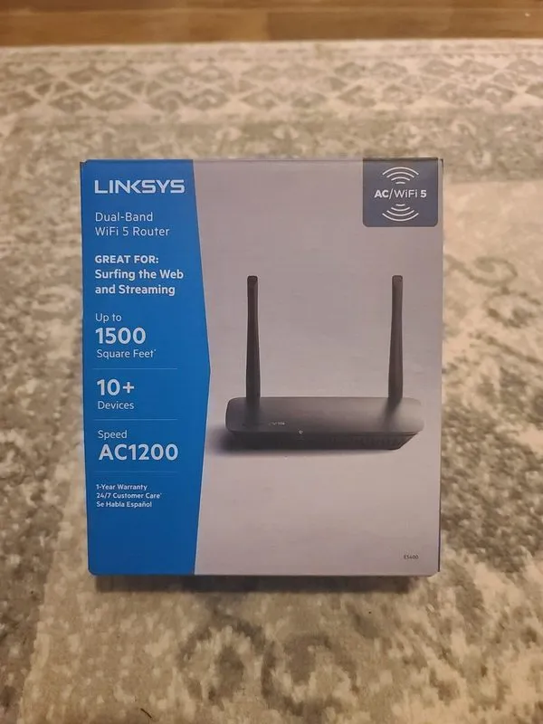 Маршрутизатор Linksys AC1200 Dual-Band WiFi 5 Router Model E5600 — фото лота 1