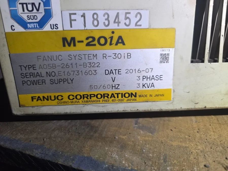 Оборудование ЧПУ Fanuc System R-30iB A05B-2611-B322 — фото лота 1