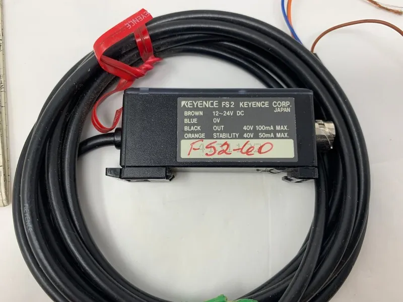 Фотоэлектрический датчик Keyence FS2-60 Fiber Photoelectric Sensor