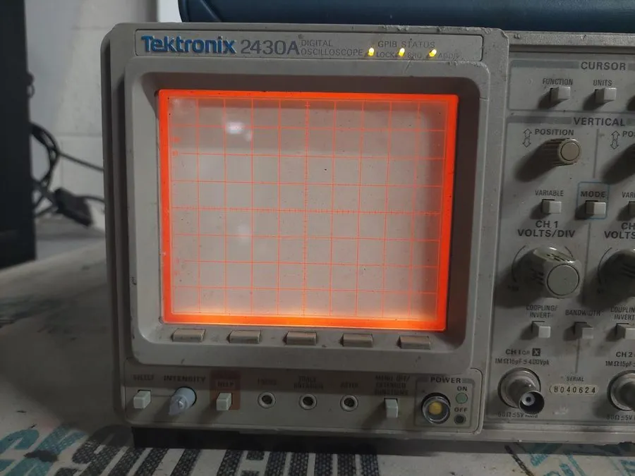 Осциллограф Tektronix 2430A 2 Channel Digital Oscilloscope 150 MHz