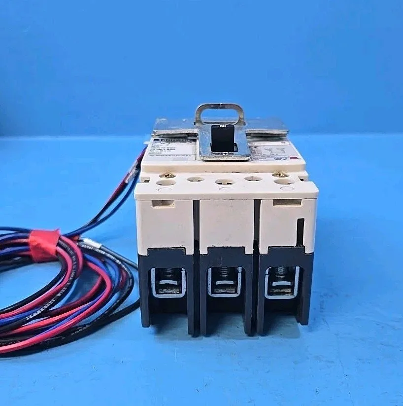 Автоматический выключатель Allen Bradley 140U-H6C3-C60 60A 3P 480V Circuit Break — фото лота 2