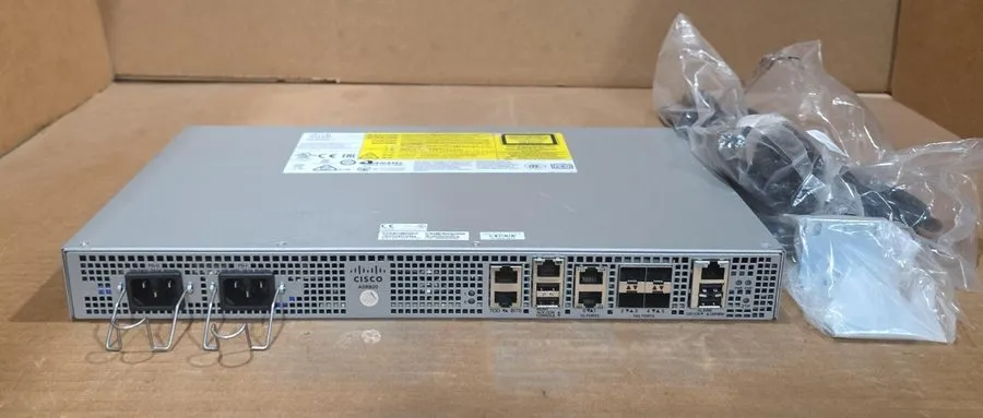 Маршрутизатор ASR-920-4SZ-A Cisco ASR 920 Series 2GE 4-10GE AC Router