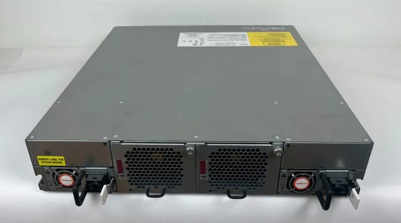 Коммутатор Cisco DS-C9396S-K9 96-Port Active 16GbE Multilayer Fabric Switch Dual — фото лота 2