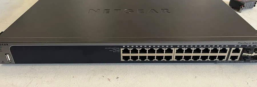 Коммутатор Netgear ProSafe M4100-26G PoE 26 Port Gigabit PoE Managed Switch